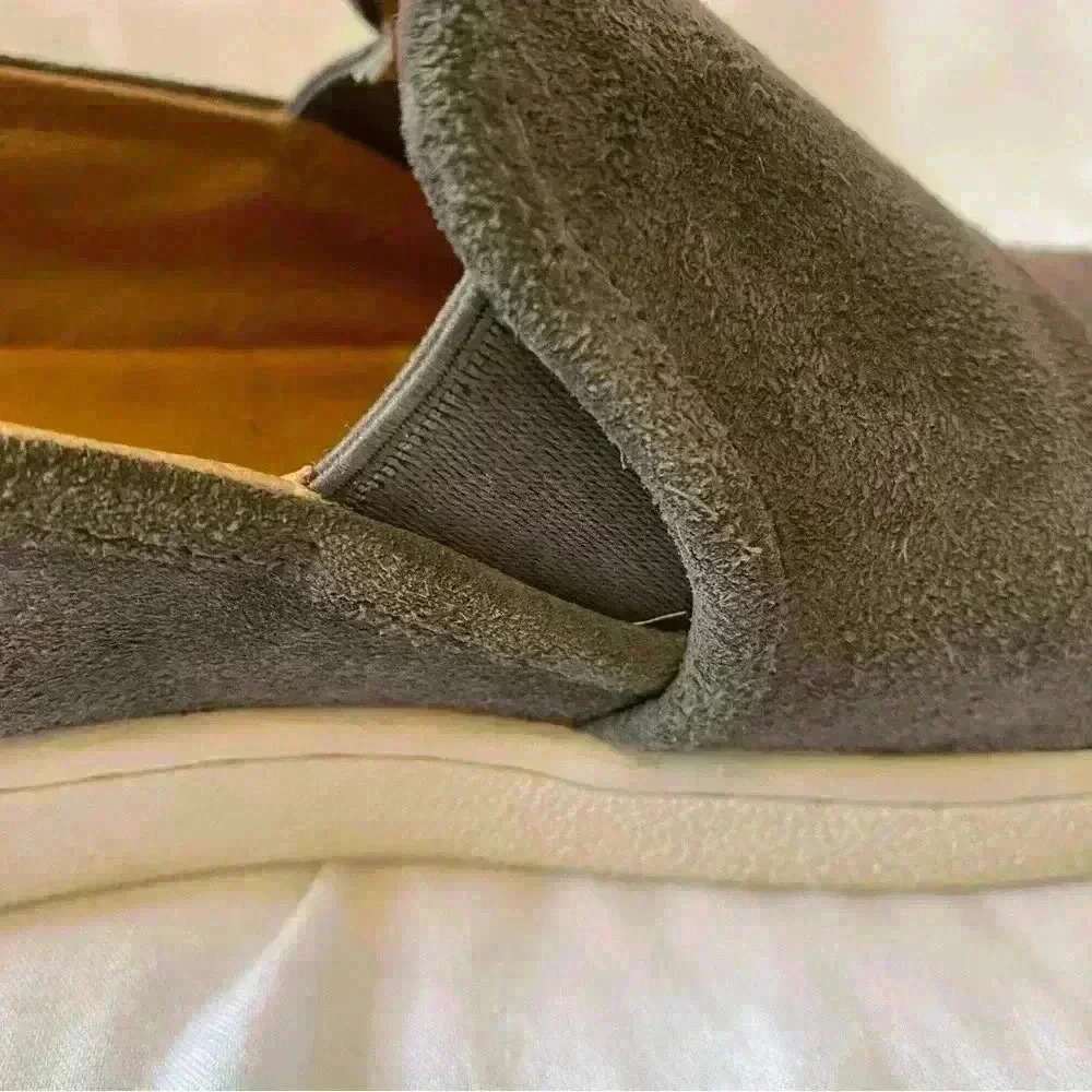UGG Slip On Sneakers Casual Suede Charcoal Gray pre-owned sz 7.5 great c… - Picture 6 of 11
